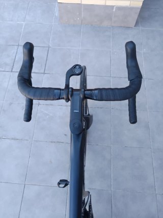 Merida Reacto 4000 Negra y Rojo. Negro Customizado