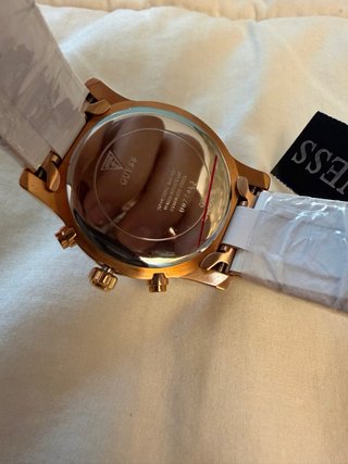 Reloj Guess mujer cuarzo dorado