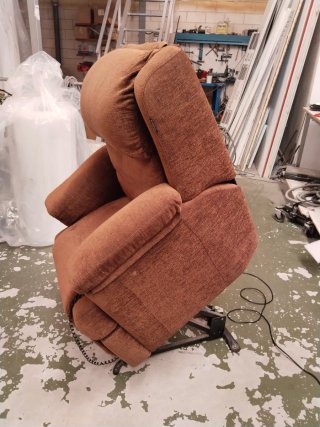 Sillón reclinable elevador seminuevo