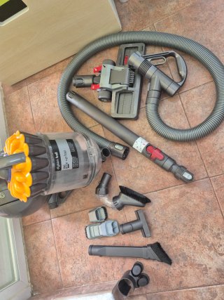 Aspirador Dyson Ball DC33c