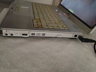 Ordenador portátil HP Compaq V5000