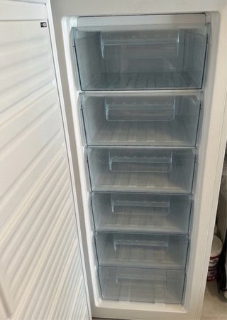 Congelador Vertical Rommer CV-44 A+