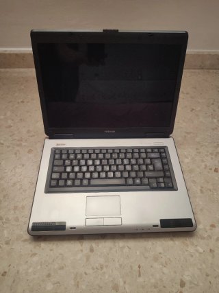Portátil Toshiba Satellite L40-13s <SOLO ENVÍO>