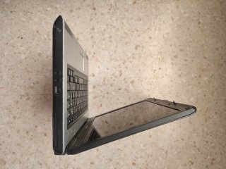 Portátil Toshiba Satellite L40-13s <SOLO ENVÍO>