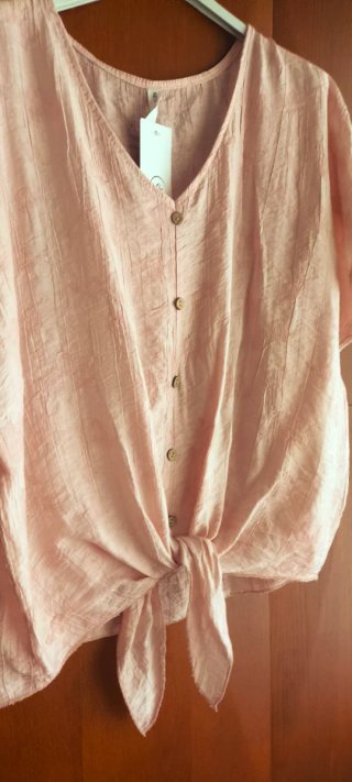 Blusa rosa anudada talla única