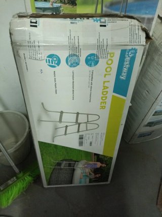 Escalera Bestway Piscina Desmontable