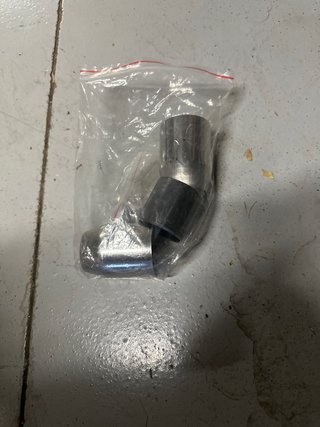 Tubo de escape universal