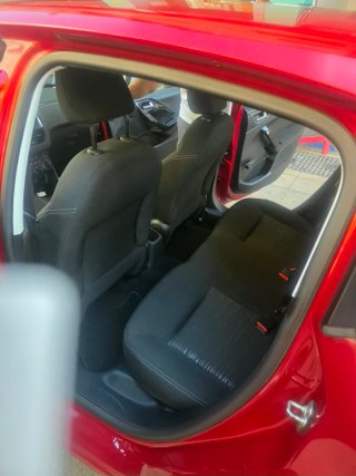 Peugeot 208 2016