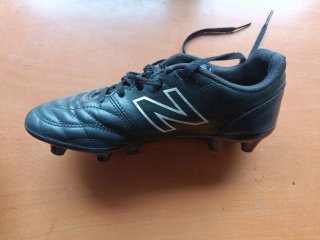 Botas de Fútbol New Balance Negras