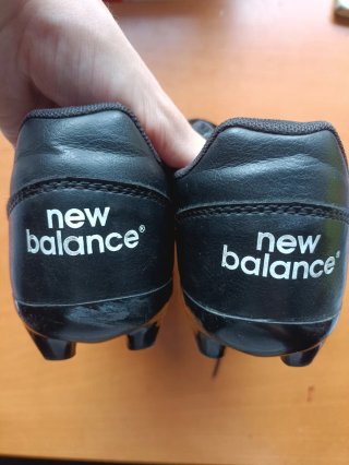Botas de Fútbol New Balance Negras
