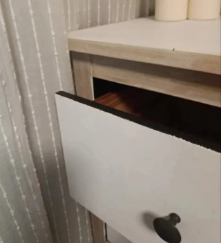 Cabecero 1.60 + 2 Mesitas Ikea