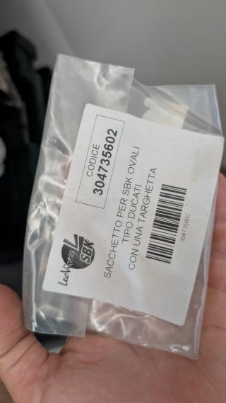 Emblema LeoVince SBK Oval Metálico