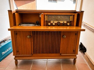 Mueble Radio Tocadiscos Antiguo Madera