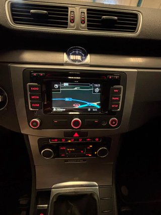 Volkswagen Passat 2011