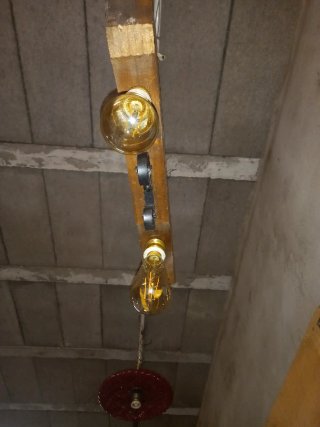 Lámpara Rústica Madera y Metal,