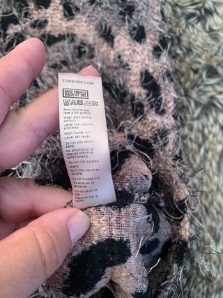 Top sin mangas estampado leopardo