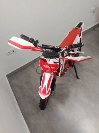Moto Eléctrica Enduro/Motocross Roja y Blanca