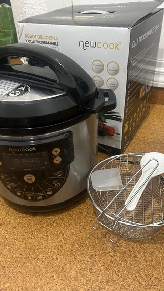 Robot de Cocina y Olla Programable Newcook