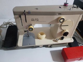 Máquina de coser Alfa Super Automatica