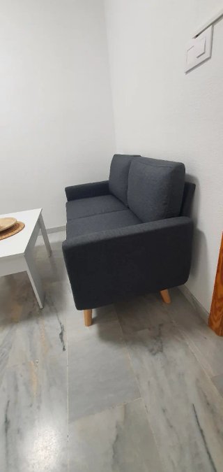 Sofá de 2 plazas gris (nuevo)