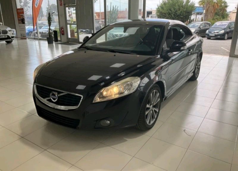 Volvo C70 D3 150cv Auto | Único Dueño | Nacional - foto 1