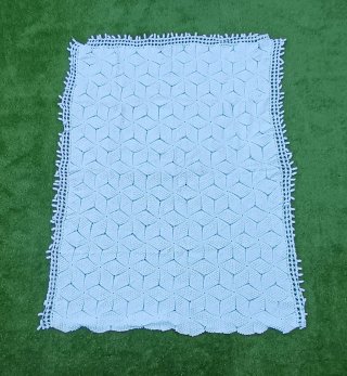 Colcha de ganchillo artesanal blanca