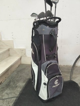Bolsa de golf Cleveland  con juego de palos