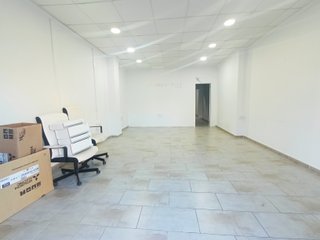 Alquiler local oficina 70 m2 polígono casa grande