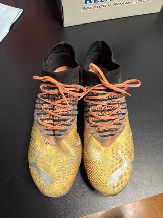 Botas de fútbol Puma Talla 41
