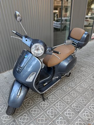 Vespa GTS125 ABS ASR 2017, 6.600km, siempre garaje