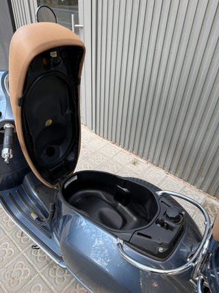 Vespa GTS125 ABS ASR 2017, 6.600km, siempre garaje