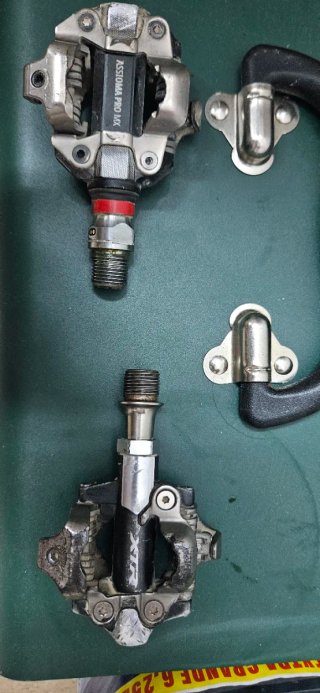 Pedal derecho Shimano XTR 9100