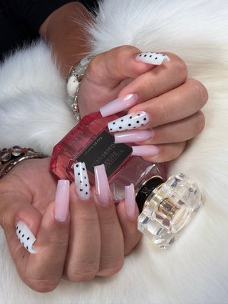 Manicura y pedicura profesional