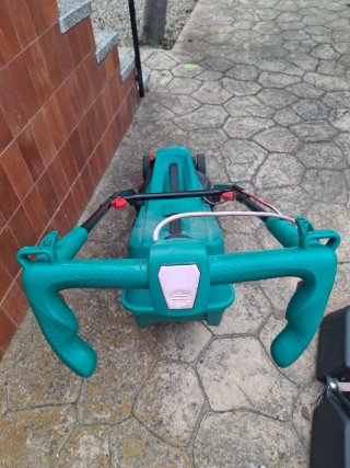 Cortacésped Bosch ARM 34