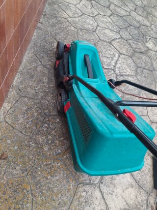 Cortacésped Bosch ARM 34