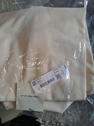 Camiseta Calvin Klein Beige Talla M