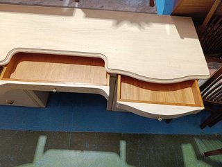 ESCRITORIO CLÁSICO VINTAGE DOBLE CAJONERA