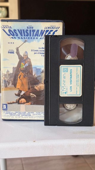 VHS Los Visitantes No Nacieron Ayer