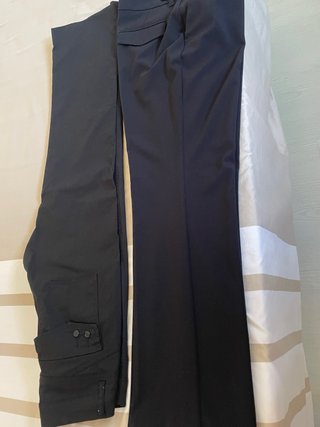 Lote 2 chaquetas de punto 2 pantalones  1 vestido