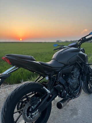 Yamaha mt07