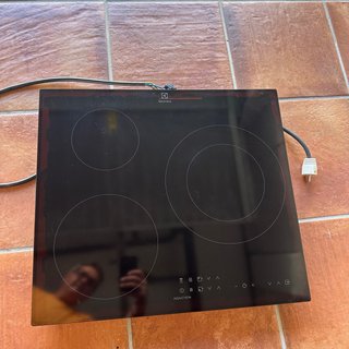 Placa Inducción Electrolux 3 fuegos