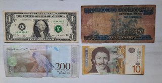 Lote 12 billetes variados