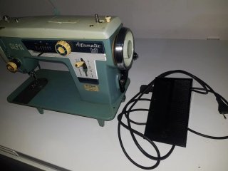 Máquina de coser Alfa Alfamatic 169
