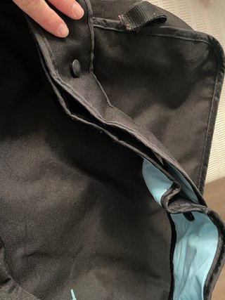 Bolsa pañalera Mamabag CONCORD negra y turquesa