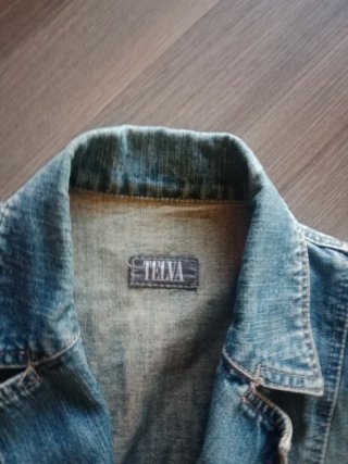 Chaqueta vaquera entallada