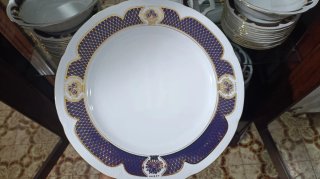 Vajilla alemana porcelana azul y dorada