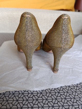 Zapatos tacón brillo dorado 7cm piel talla 36