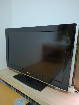 Televisión LG Negra