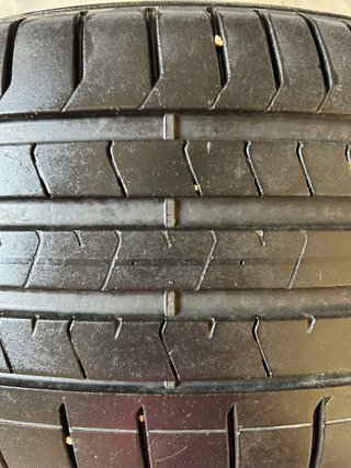 PIRELLI 275/50 R20 Neumático
