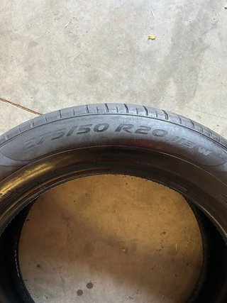 PIRELLI 275/50 R20 Neumático